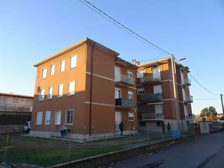 Immagine 3 di Appartamento in vendita  in Via Giacomo Matteotti, 2 a Brembate