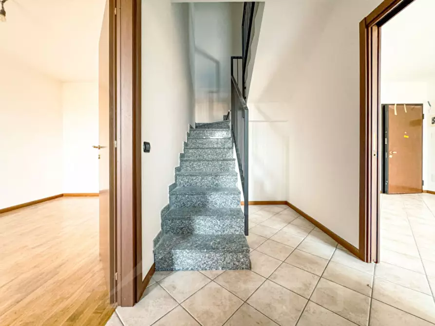 Immagine 4 di Appartamento in vendita  in via siai 2 a Borgomanero