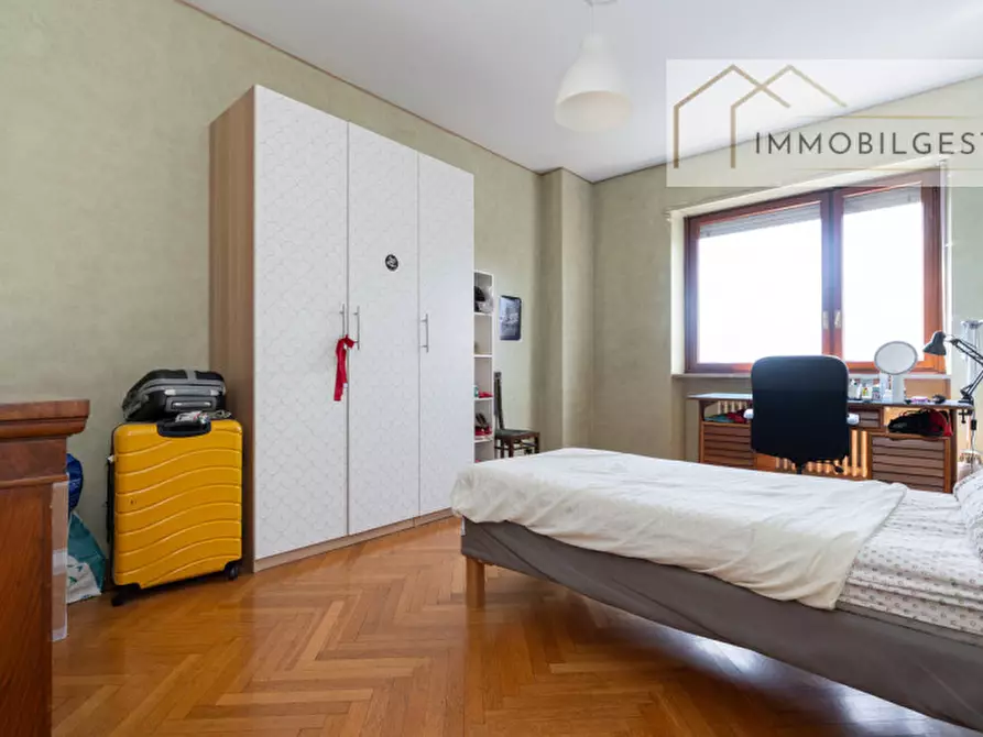 Immagine 6 di Appartamento in vendita  in Corso Trapani 7 a Torino