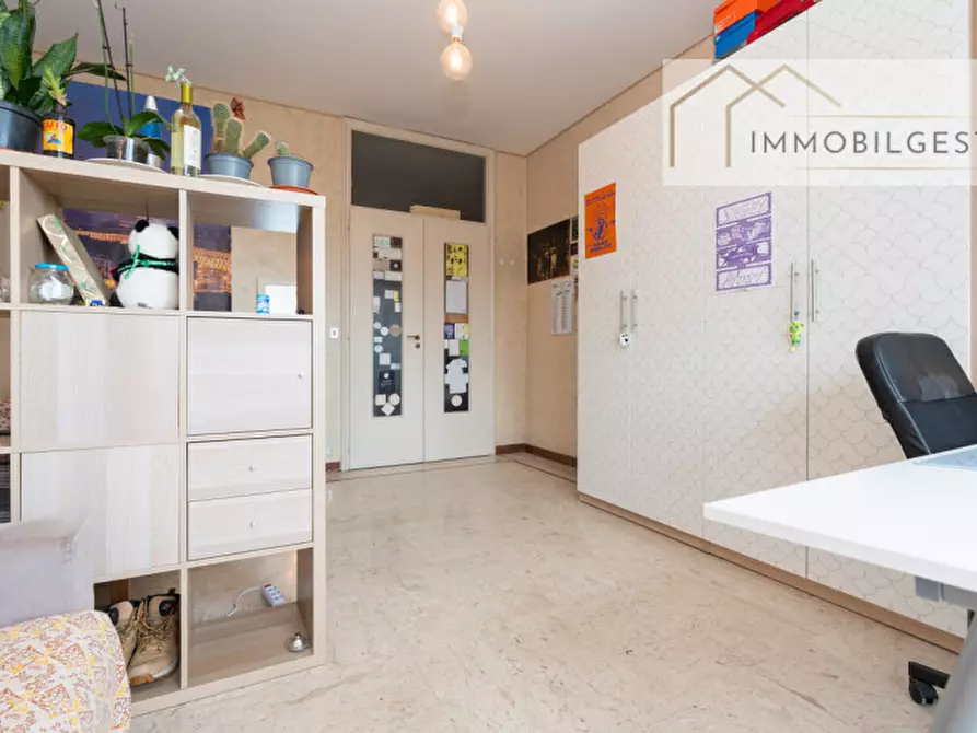 Immagine 10 di Appartamento in vendita  in Corso Trapani 7 a Torino