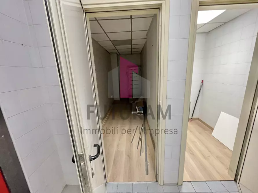 Immagine 16 di Ufficio in vendita  in Via Roma a Camisano Vicentino