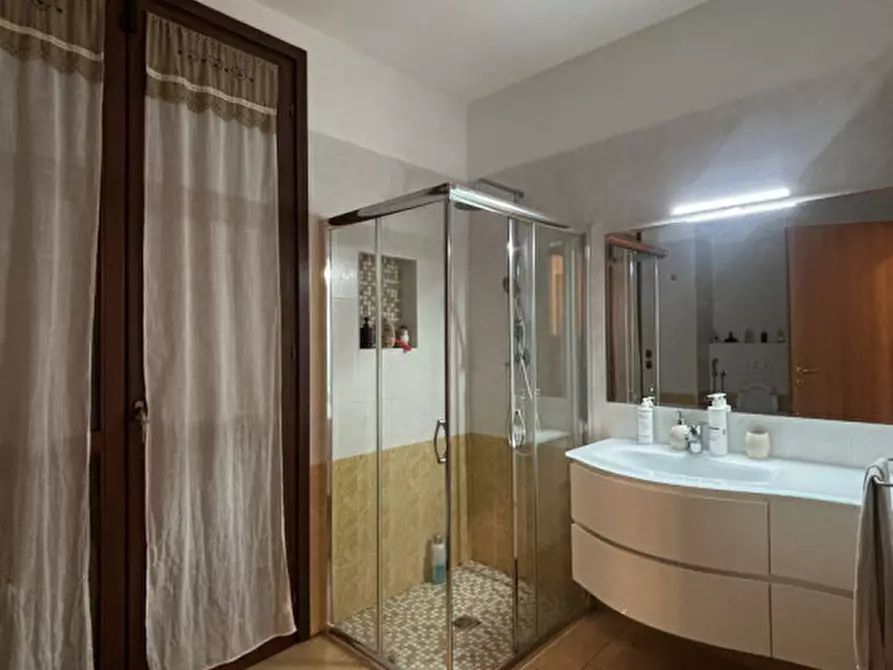 Immagine 17 di Appartamento in vendita  in Via A. Simonini, 25 a Torrile