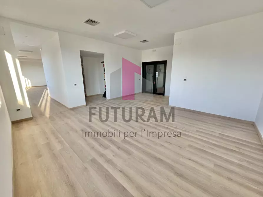 Immagine 2 di Ufficio in affitto  in VIA ROMA a Camisano Vicentino