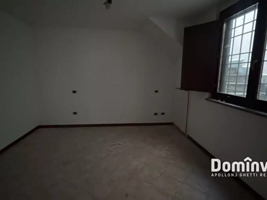 Immagine 14 di Villa in vendita  in via palombarese a Guidonia Montecelio