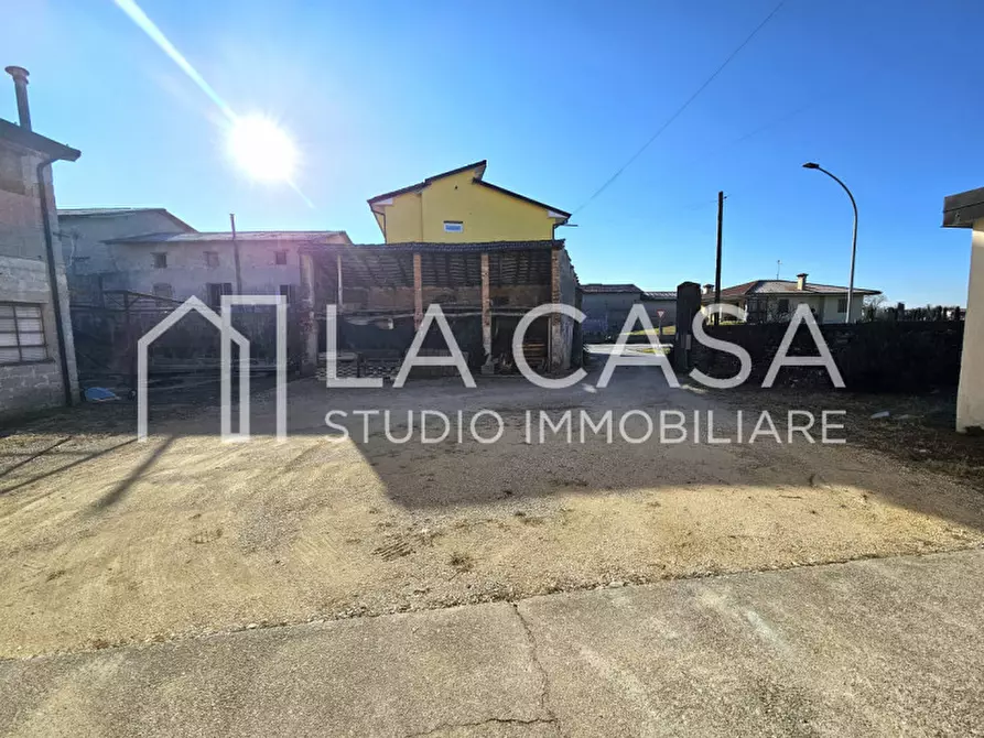 Immagine 5 di Rustico / casale in vendita  in Via Borgo Meduna, 62 a San Giorgio Della Richinvelda