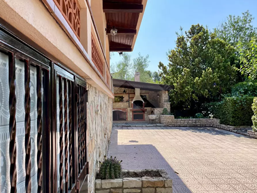 Immagine 3 di Appartamento in vendita  in Viale Federico || Di Svevia a Andria