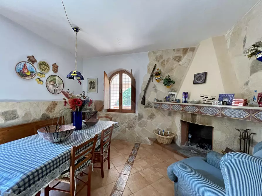 Immagine 14 di Appartamento in vendita  in Viale Federico || Di Svevia a Andria