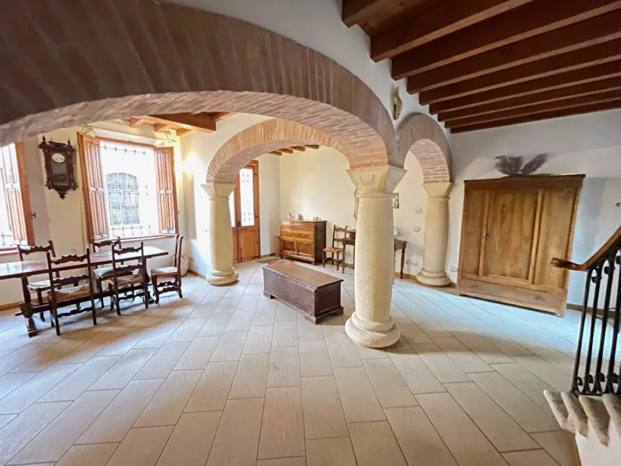 Immagine 8 di Villa in vendita  a Suzzara