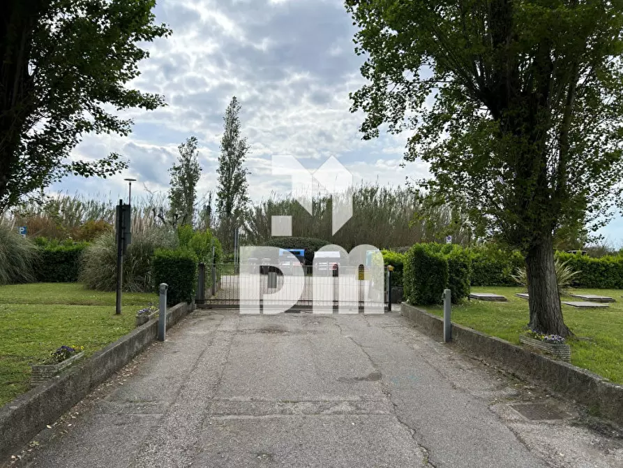 Immagine 9 di Appartamento in vendita  in Via delle Nazioni Unite a Chioggia