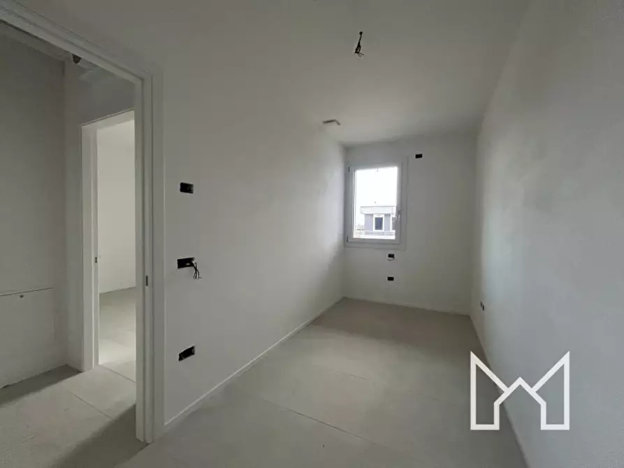 Immagine 9 di Appartamento in vendita  a Rossano Veneto