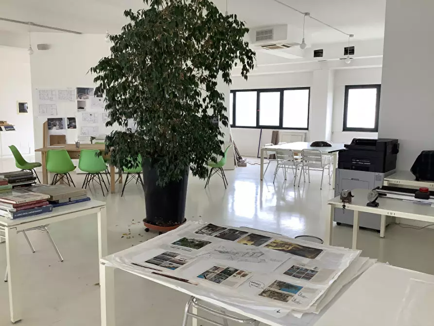 Immagine 4 di Ufficio in affitto  in Via Galileo Galilei a Arcugnano