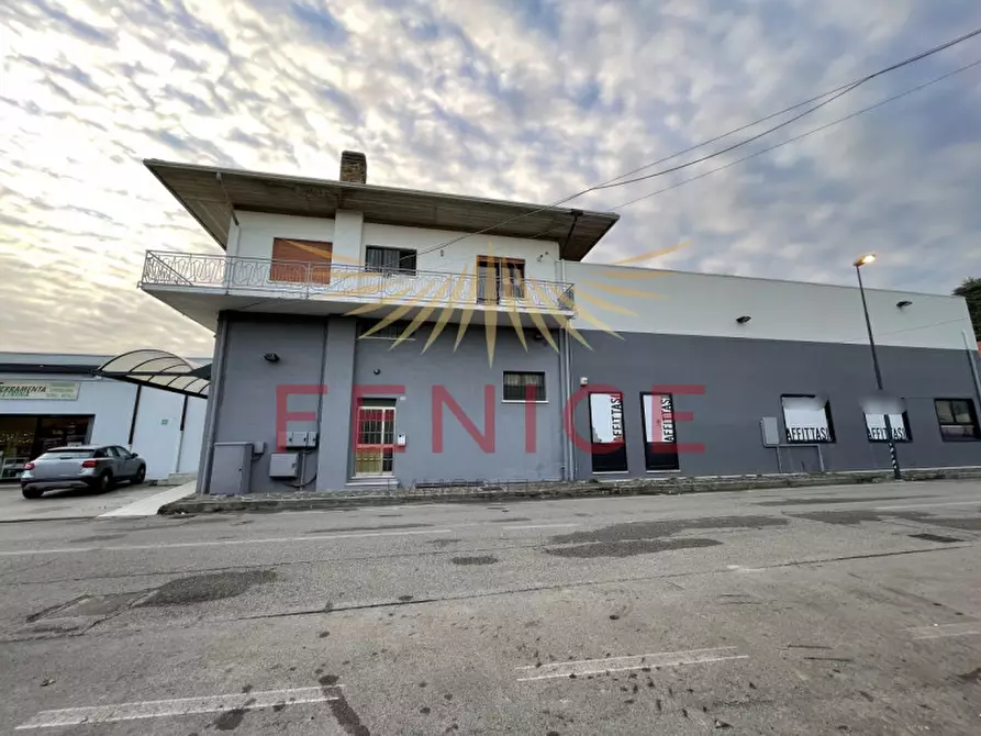 Immagine 1 di Magazzino in affitto  in Via Cal Piccole a Montebelluna