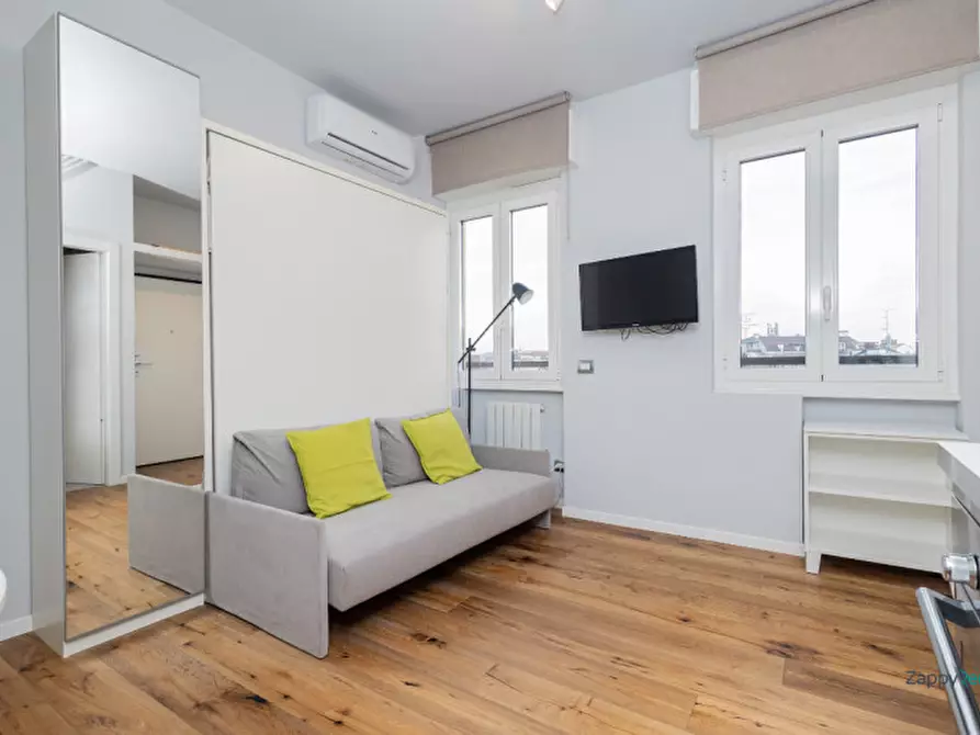 Immagine 1 di Appartamento in affitto  in Via Evangelista Torricelli a Milano