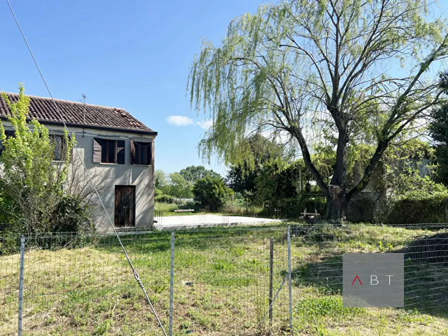 Immagine 1 di Casa bifamiliare in vendita  a Santa Giustina In Colle