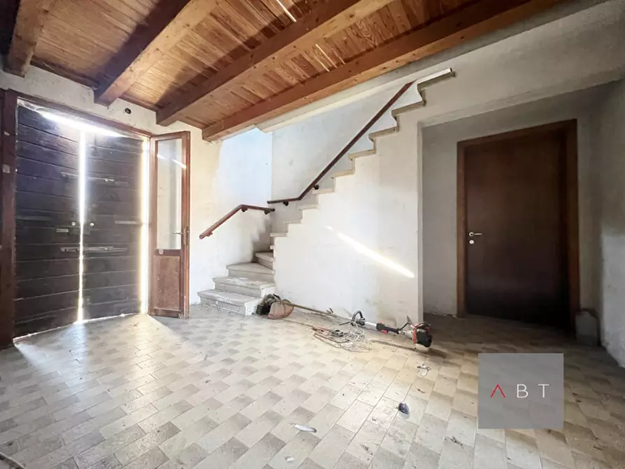 Immagine 2 di Casa bifamiliare in vendita  a Santa Giustina In Colle