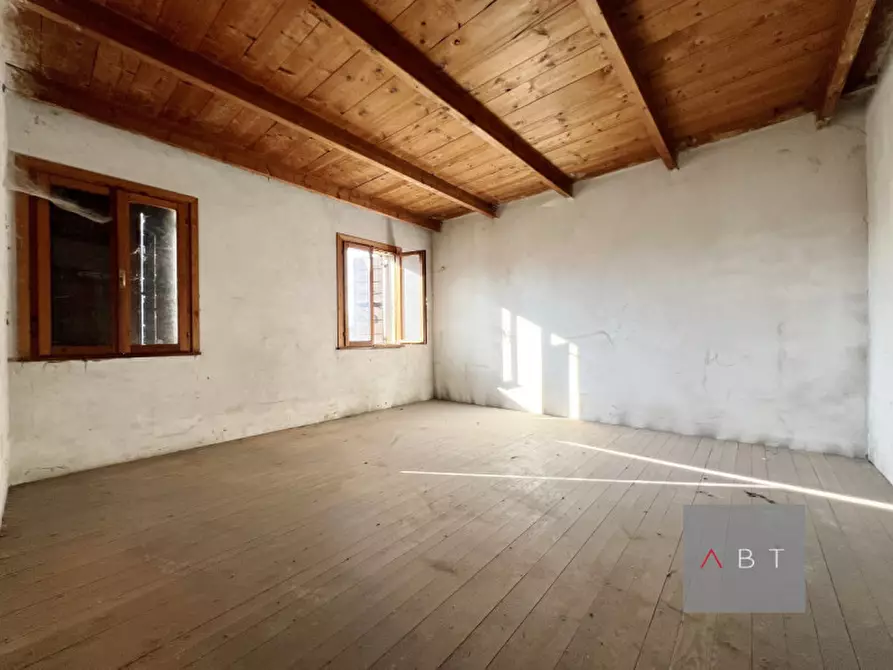 Immagine 6 di Casa bifamiliare in vendita  a Santa Giustina In Colle