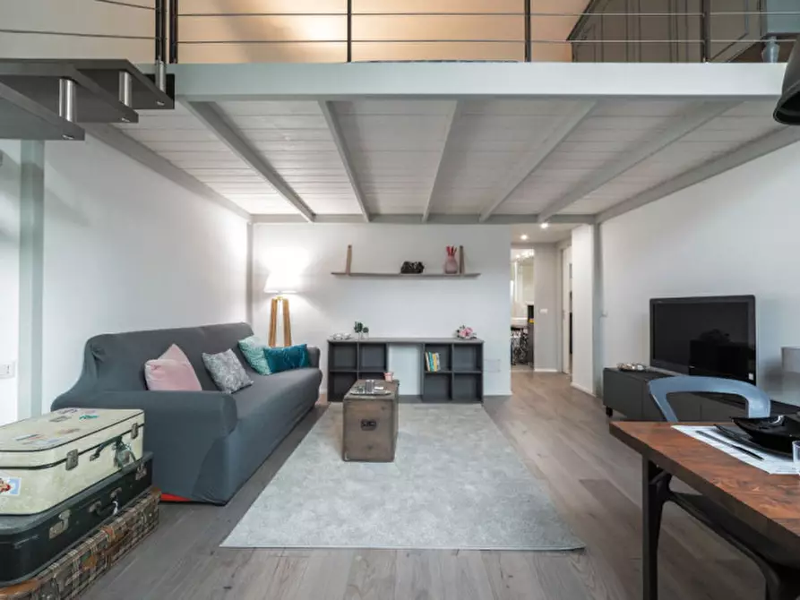 Immagine 3 di Appartamento in vendita  in Via degli Imbriani 1 a Milano