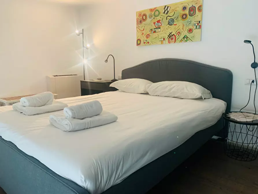 Immagine 13 di Appartamento in vendita  in Via degli Imbriani 1 a Milano