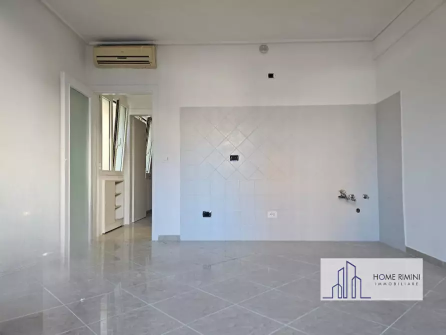Immagine 10 di Appartamento in vendita  in Viale Antonio Locatelli a Rimini