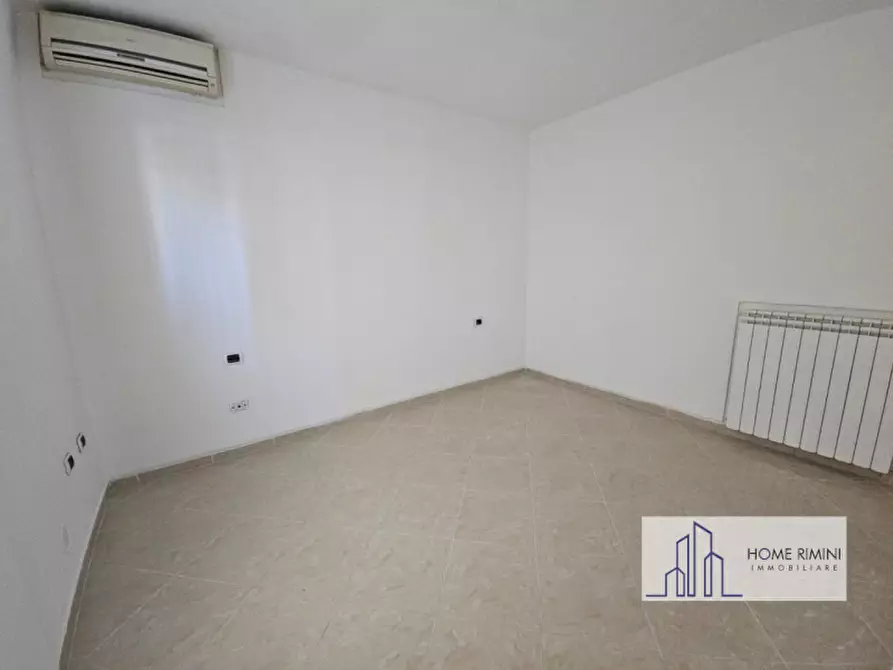 Immagine 19 di Appartamento in vendita  in Viale Antonio Locatelli a Rimini