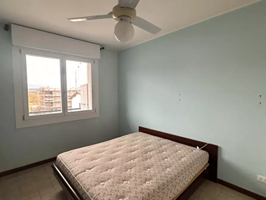 Immagine 17 di Appartamento in vendita  in Via delle Mimose, 10 a Thiene