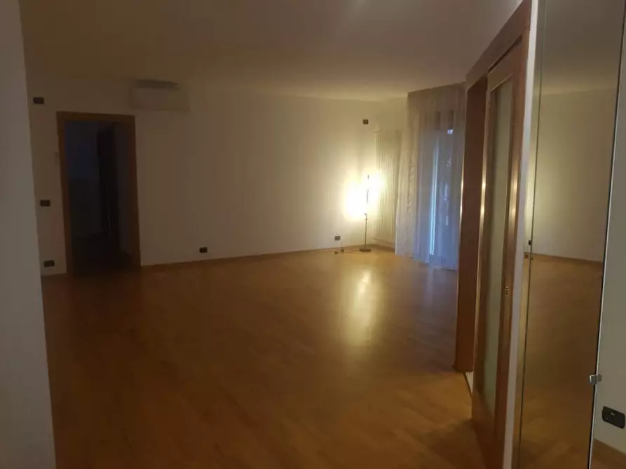 Immagine 6 di Appartamento in vendita  in Via Fratelli Albanese a Vicenza