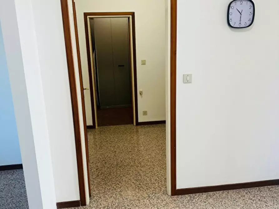 Immagine 10 di Appartamento in vendita  in Corso del Popolo a Venezia