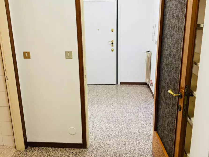 Immagine 11 di Appartamento in vendita  in Corso del Popolo a Venezia