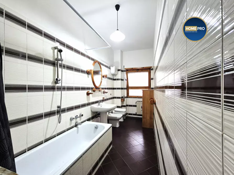 Immagine 22 di Appartamento in vendita  in Viale Bruno Rizzieri a Roma