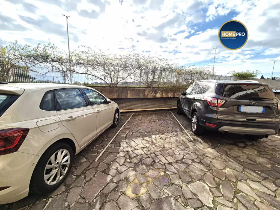 Immagine 29 di Appartamento in vendita  in Viale Bruno Rizzieri a Roma