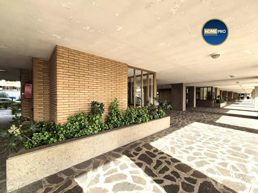 Immagine 38 di Appartamento in vendita  in Viale Bruno Rizzieri a Roma