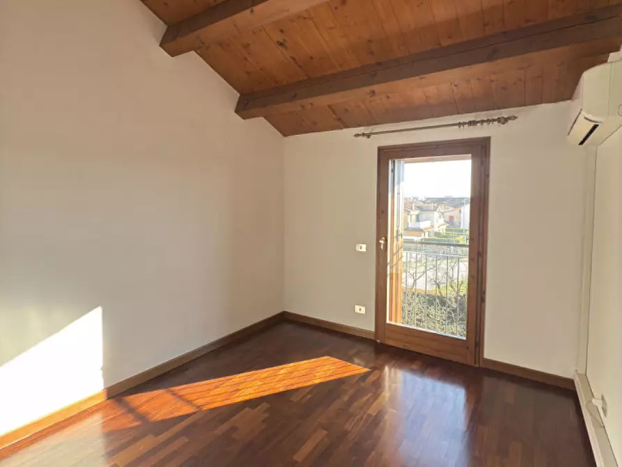 Immagine 17 di Villetta a schiera in vendita  in Via Pigafetta a Quinto Vicentino