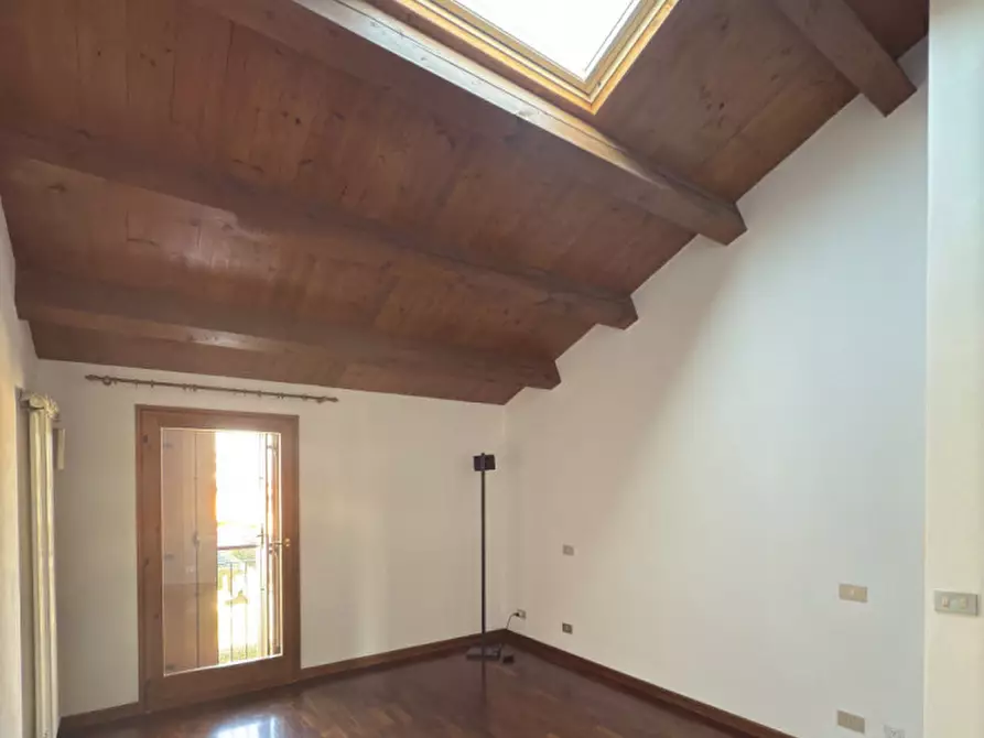 Immagine 20 di Villetta a schiera in vendita  in Via Pigafetta a Quinto Vicentino