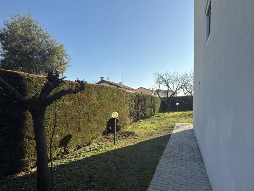 Immagine 31 di Villetta a schiera in vendita  in Via Pigafetta a Quinto Vicentino