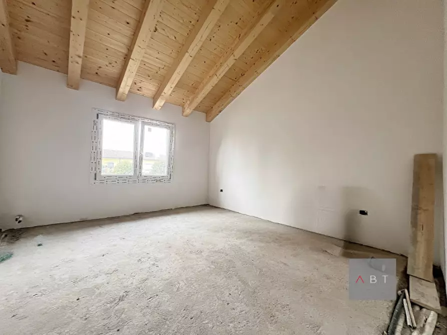 Immagine 5 di Casa trifamiliare in vendita  a Piazzola Sul Brenta