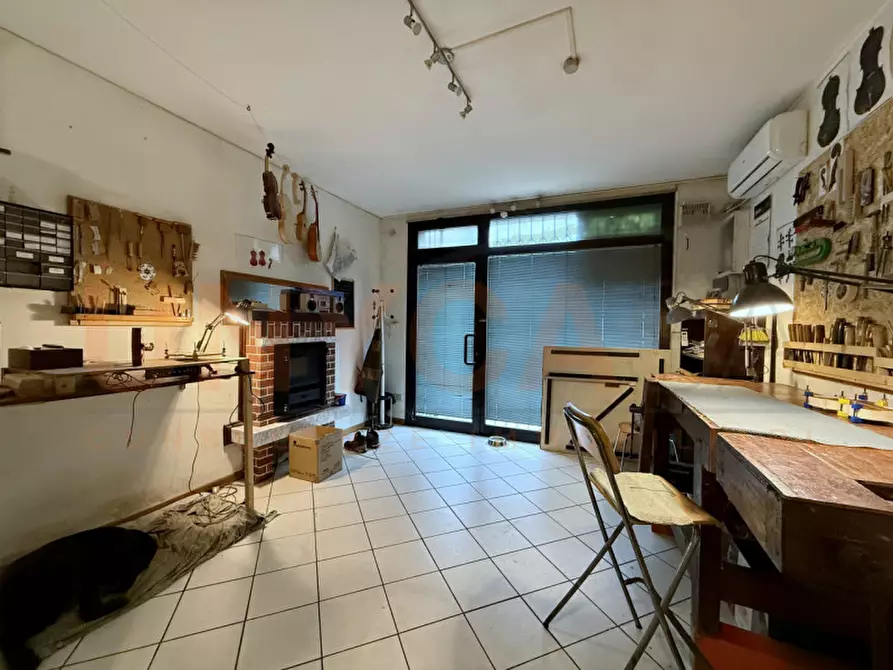 Immagine 1 di Negozio in vendita  in via Mestrina a Mestrino