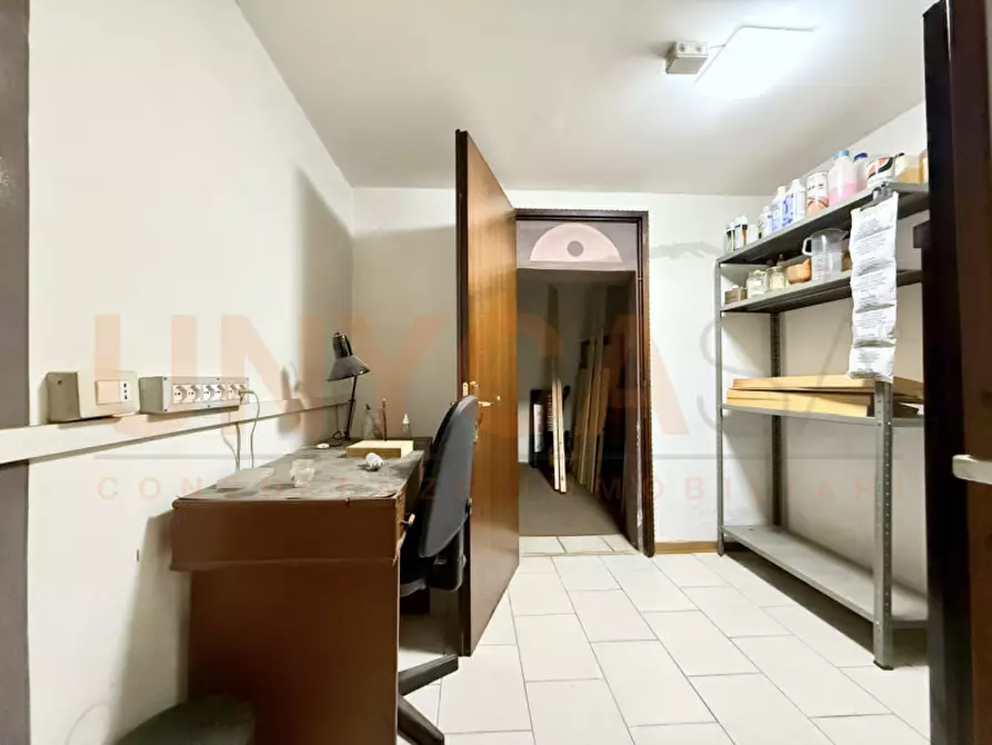 Immagine 7 di Negozio in vendita  in via Mestrina a Mestrino