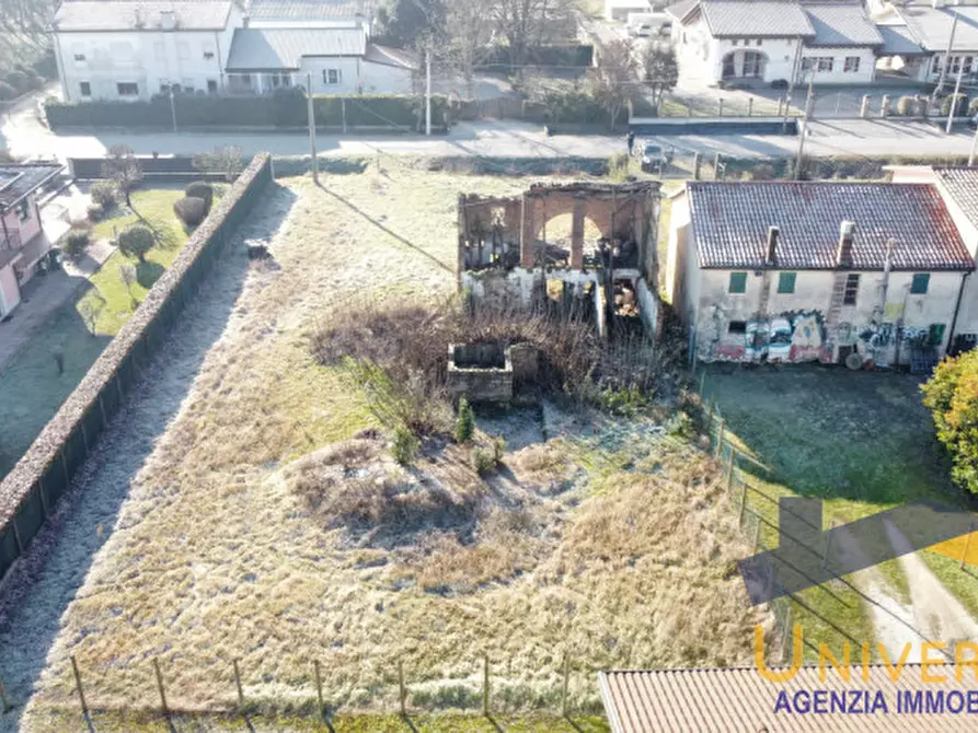 Immagine 6 di Rustico / casale in vendita  in Via Ronchi a Borgoricco