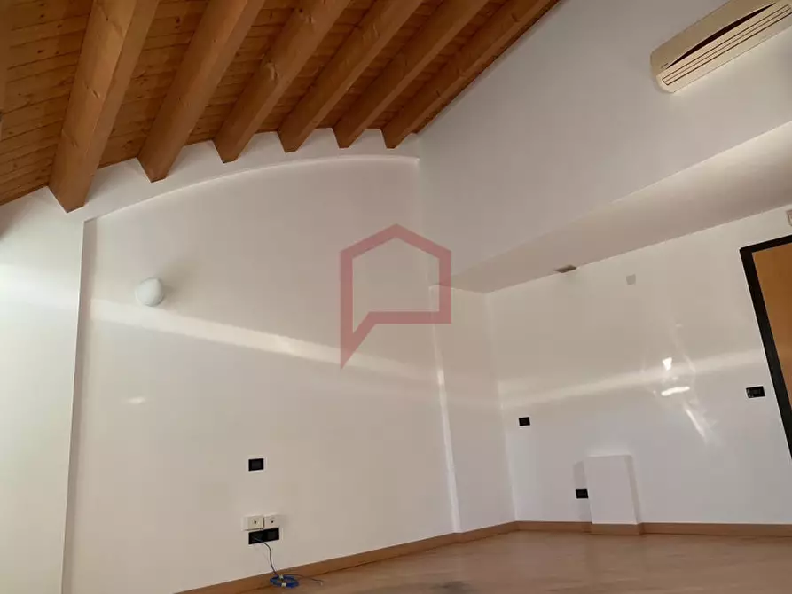 Immagine 3 di Ufficio in vendita  in Mirano a Mirano