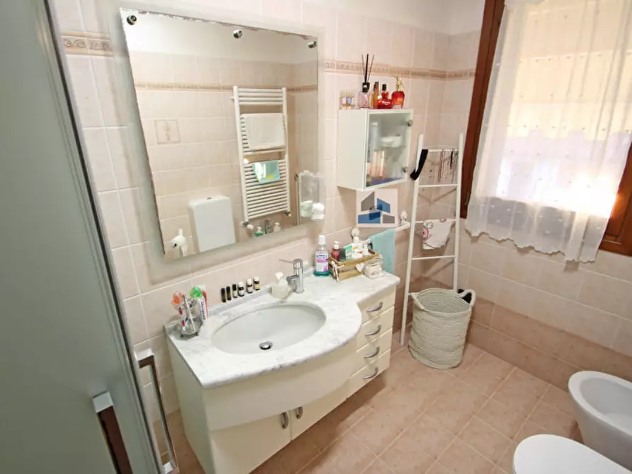 Immagine 8 di Casa quadrifamiliare in vendita  in Via Giolitti a Santa Maria Di Sala