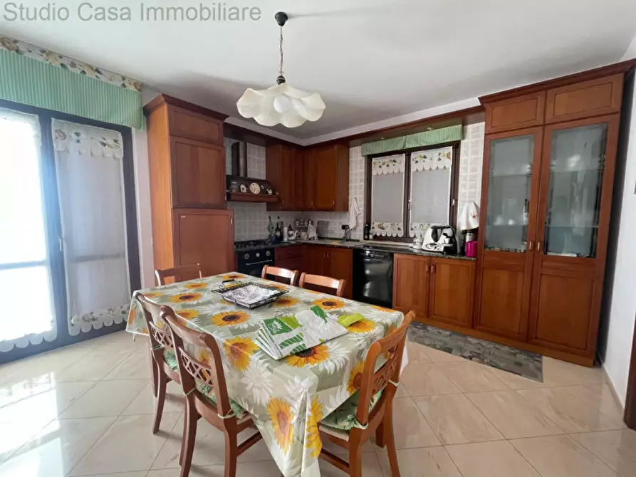 Immagine 11 di Villa in vendita  in Via Arciprete Miraglia a Sarconi