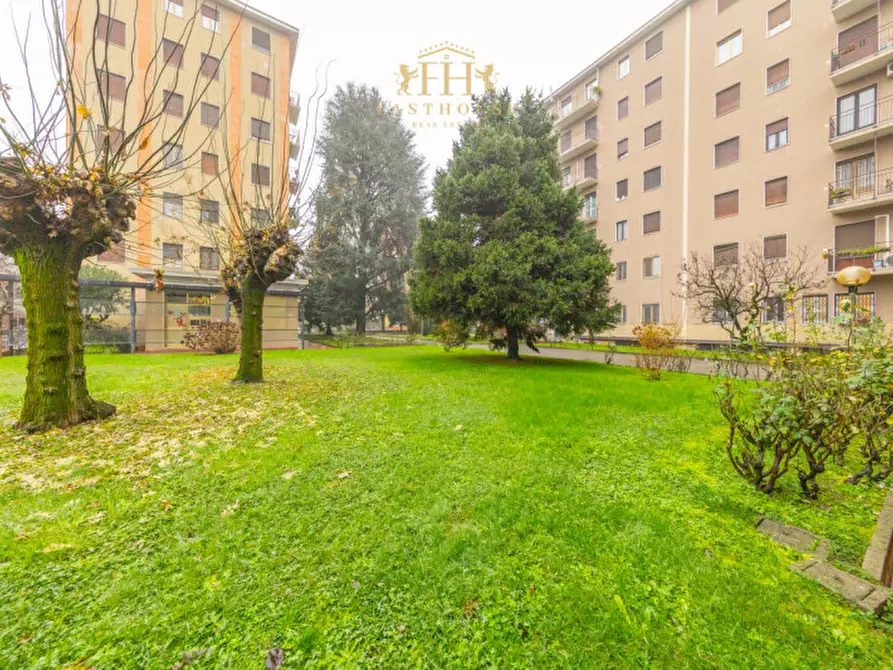 Immagine 21 di Camera in affitto  in Via Mecenate 30 a Milano