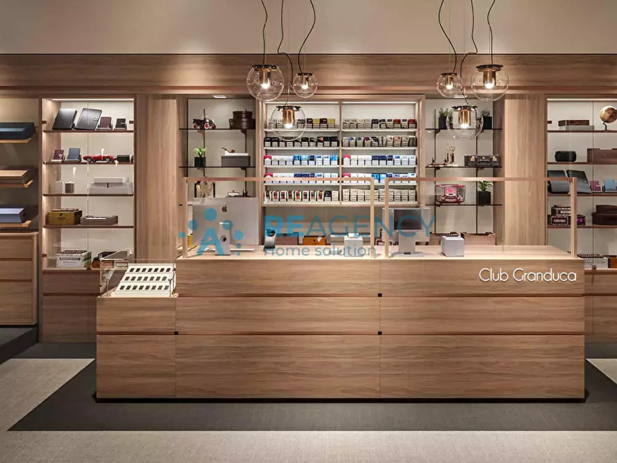 Immagine 1 di Attività commerciale in vendita  in vicenza a Vicenza