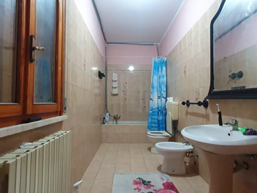 Immagine 9 di Casa indipendente in vendita  in VIA VALLI a Mirandola