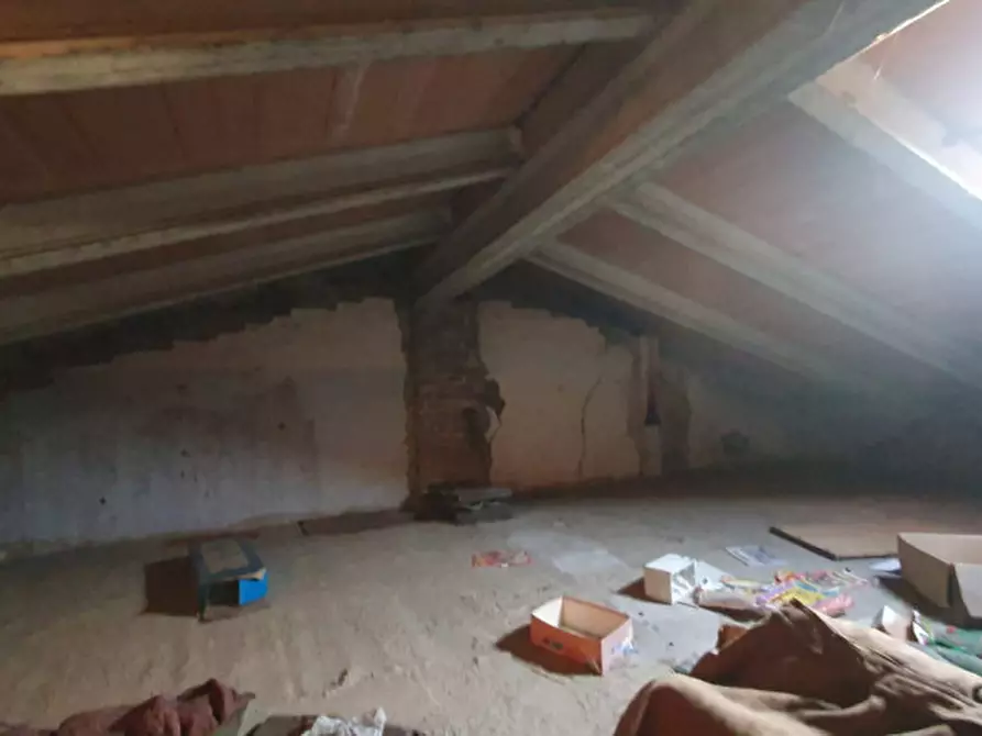 Immagine 16 di Casa indipendente in vendita  in VIA VALLI a Mirandola