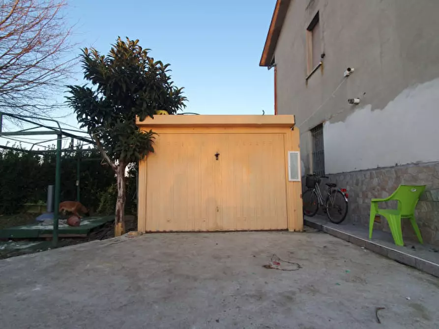 Immagine 17 di Casa indipendente in vendita  in VIA VALLI a Mirandola
