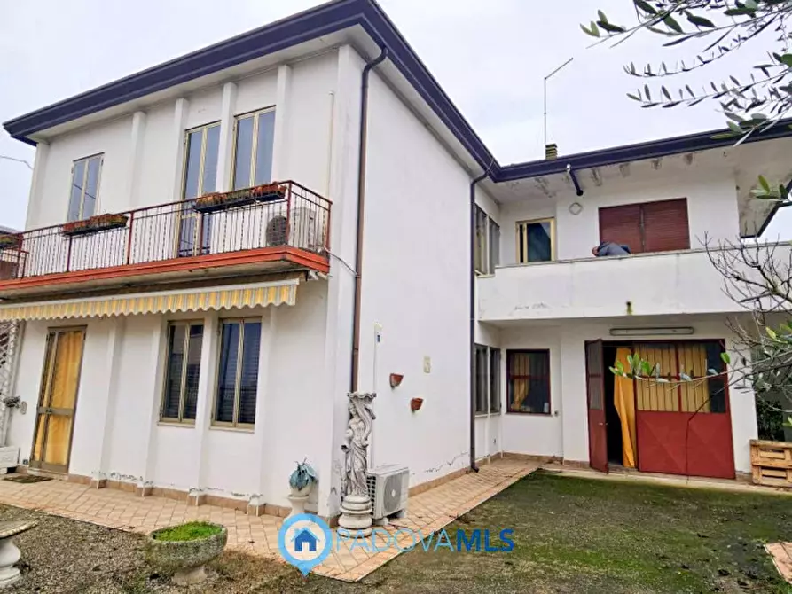 Immagine 1 di Casa indipendente in vendita  in Via Antonio Oroboni a Vigonza