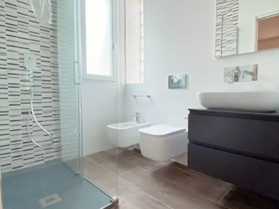 Immagine 5 di Casa bifamiliare in vendita  in Via Castra 62/c a Capraia E Limite