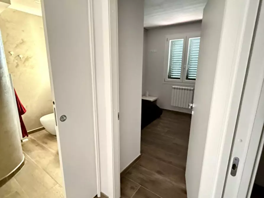 Immagine 7 di Casa bifamiliare in vendita  in Via Castra 62/c a Capraia E Limite