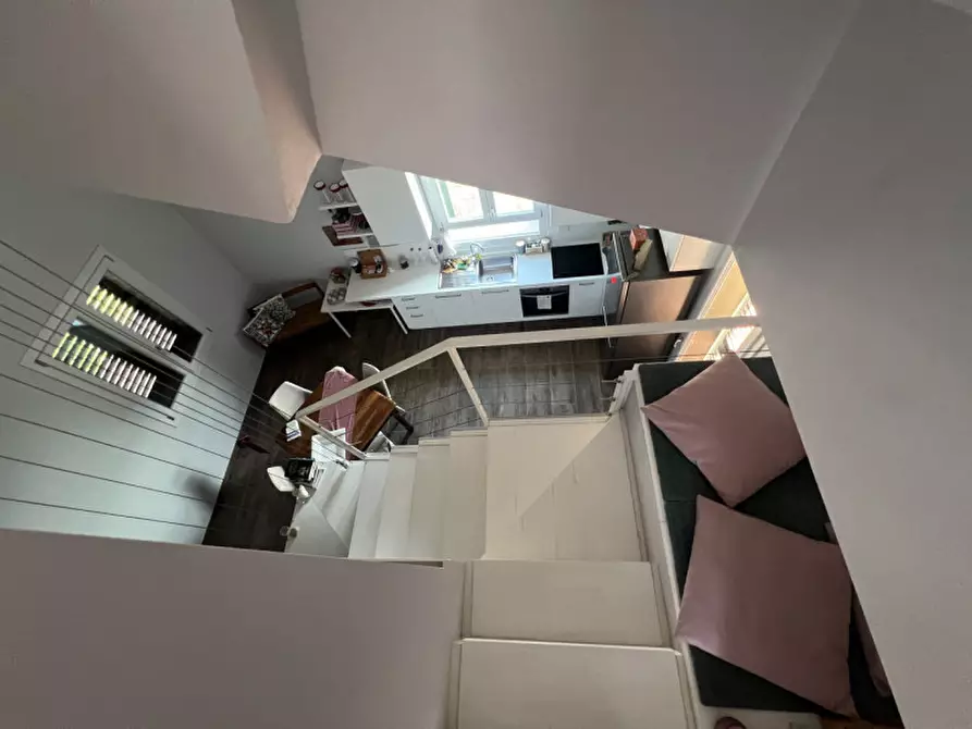 Immagine 10 di Casa bifamiliare in vendita  in Via Castra 62/c a Capraia E Limite